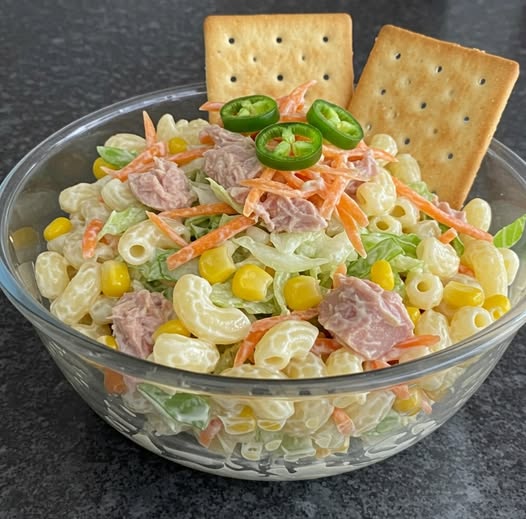 Ensalada de Atún Fresca y Crujiente